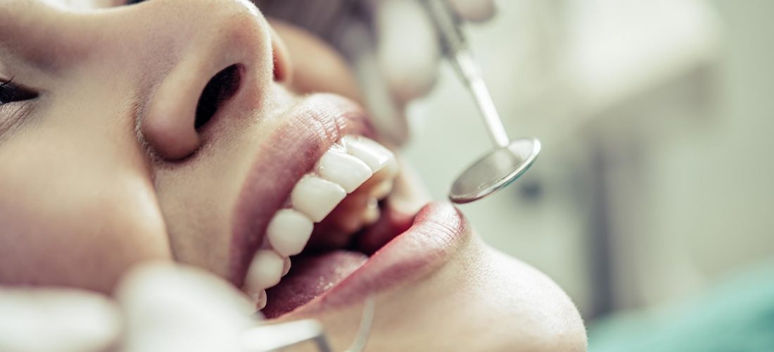 Plano de tratamento odontológico pdf: saiba qual o melhor tratamento para perda de dentes. | Foto: Freepik.